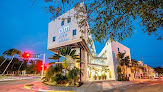 Am Hotel Y Plaza