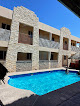 Dolphin Hotel