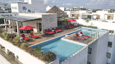 Grand Fifty Suites