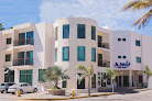 La Lola Hotel & Suites