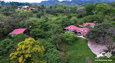 Los Susurros. Casa