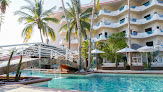 The Westmarine Waterfront Hotel