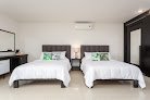 Vanessa 42 Suite